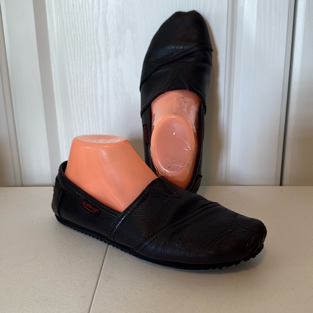 Laforst Leather Slip Resistant Slip On Black Leather Loafers (sz 8.5)